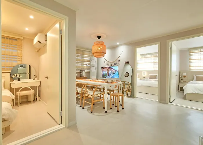 Apartment Loraㅣurban Hanok Stayㅣ4queen Bedsㅣsleeps 8
